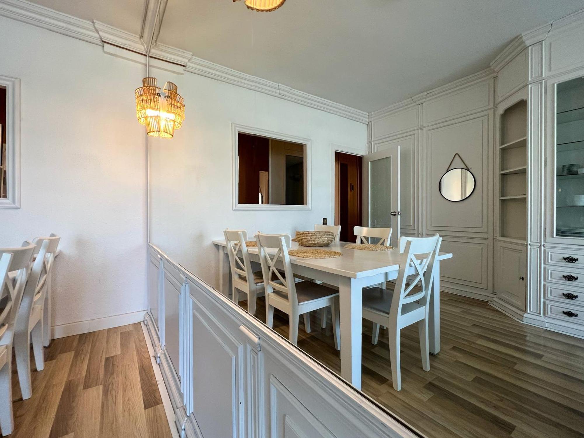 Stay U-Nique Apartments Sardenya II Барселона Экстерьер фото