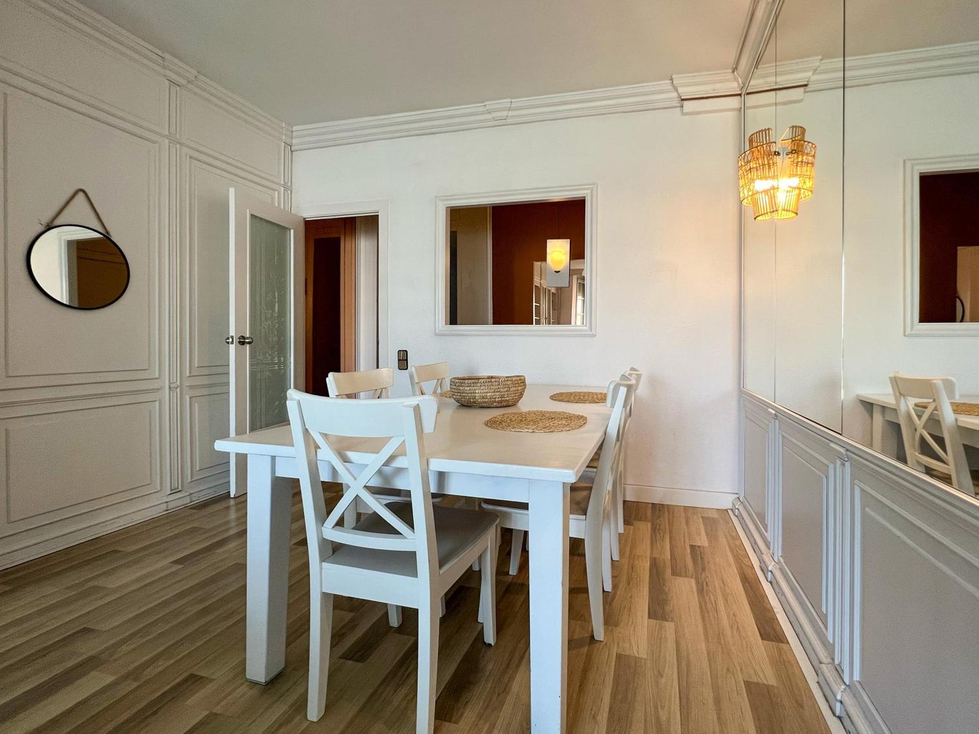 Stay U-Nique Apartments Sardenya II Барселона Экстерьер фото