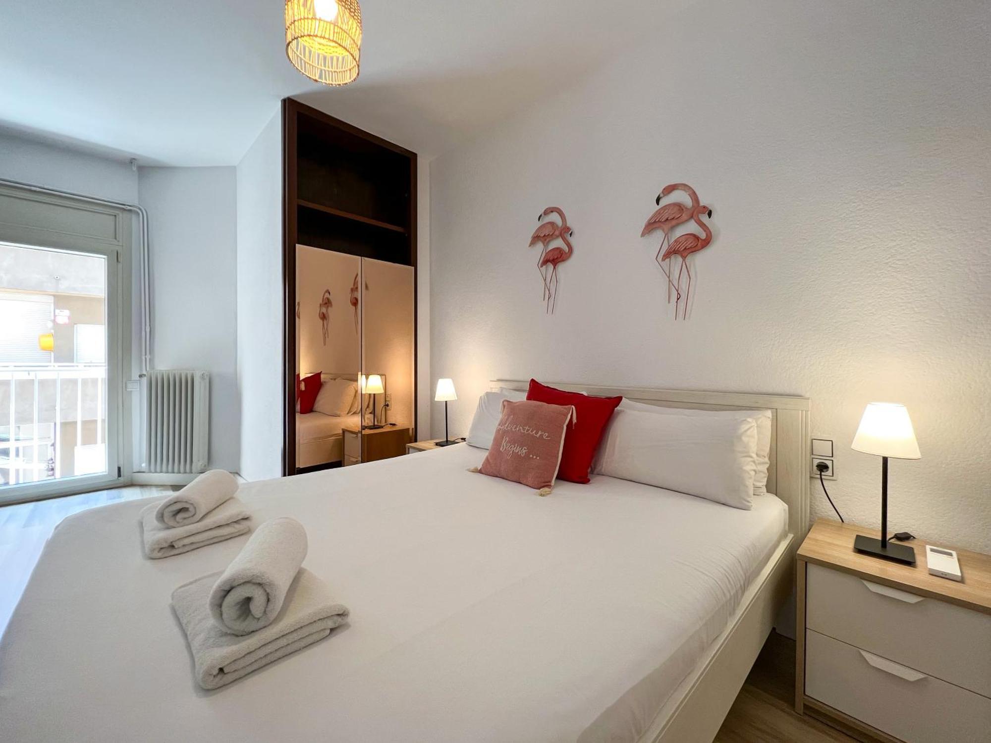 Stay U-Nique Apartments Sardenya II Барселона Экстерьер фото